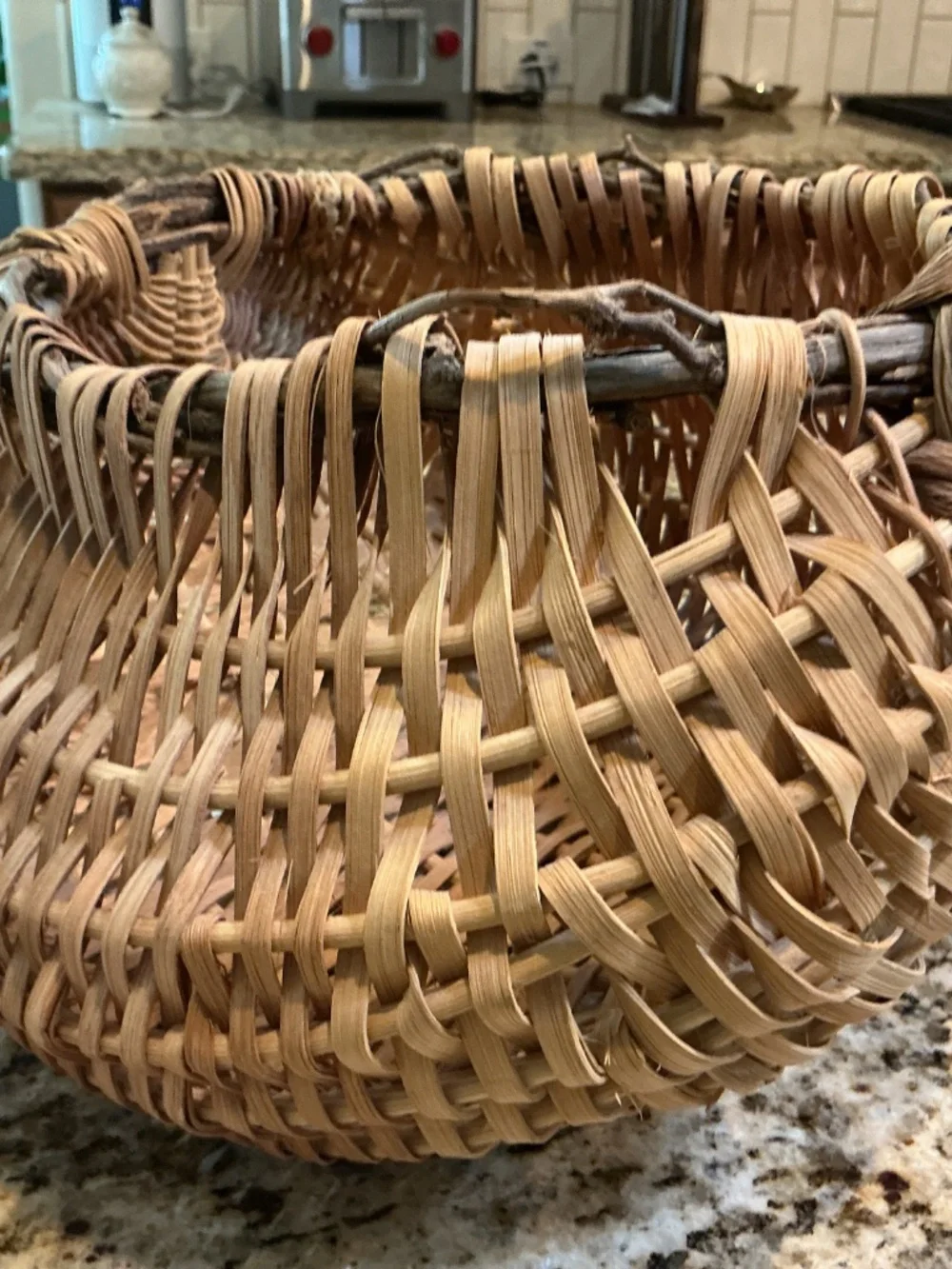 AI states it is called a Buttocks basket, melon basket or egg-gathering basket
